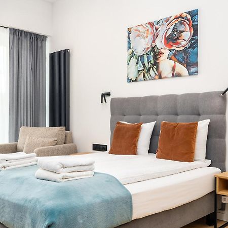 Margi Ether Apartament Lux Pool Balcony 什切青 外观 照片
