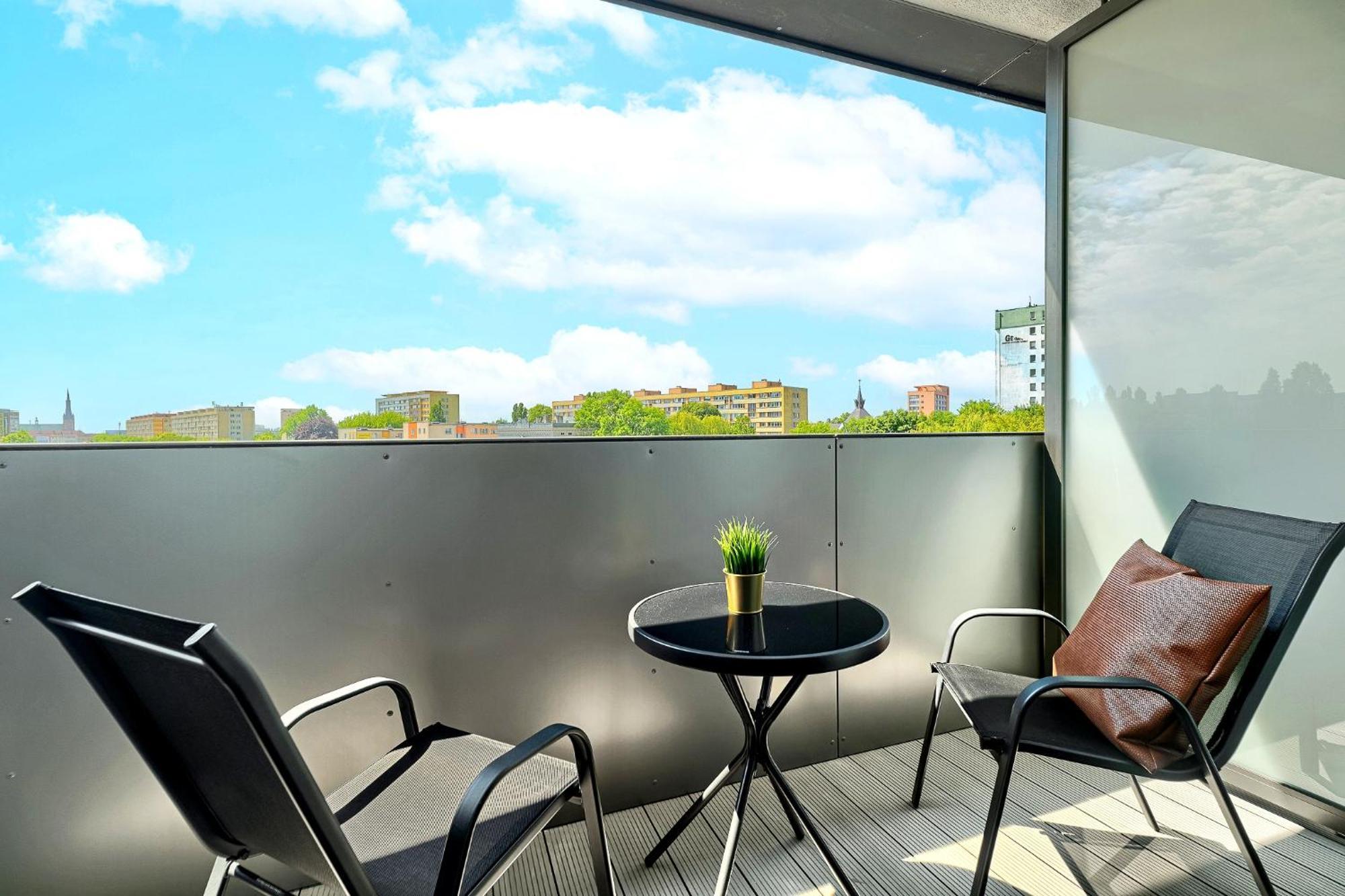 Margi Ether Apartament Lux Pool Balcony 什切青 外观 照片